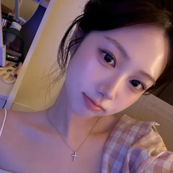洛杉矶留学生外围Carla