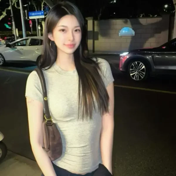 旧金山高端伴游女Flame