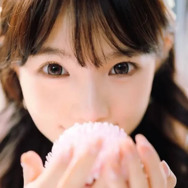 芝加哥高端清纯女Olive