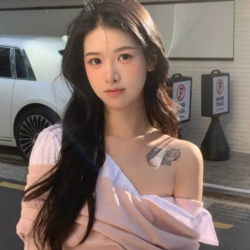 纽约高端外围女Snow