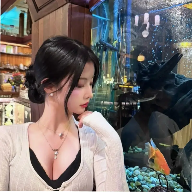 华盛顿高端外围女Kaia