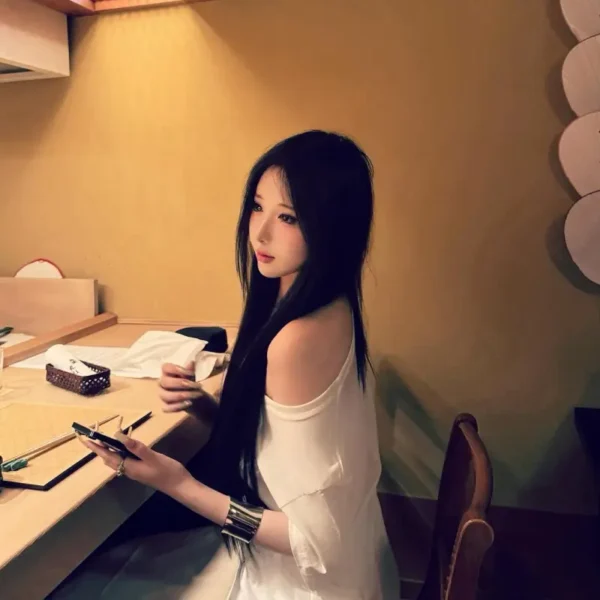 洛杉矶高端做爱女Amara