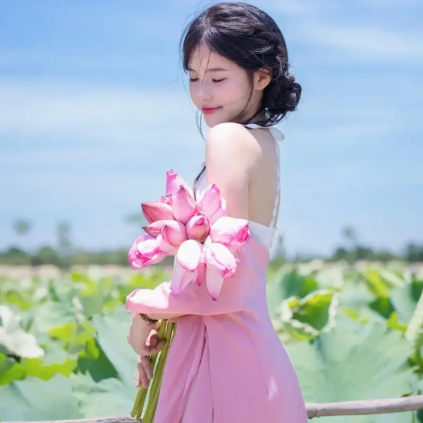 西雅图高端包养女Gemina