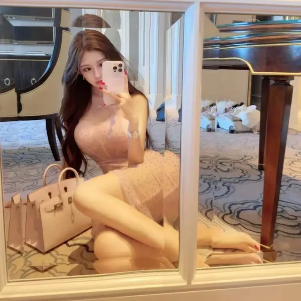 拉斯维加斯高端约炮女Holly