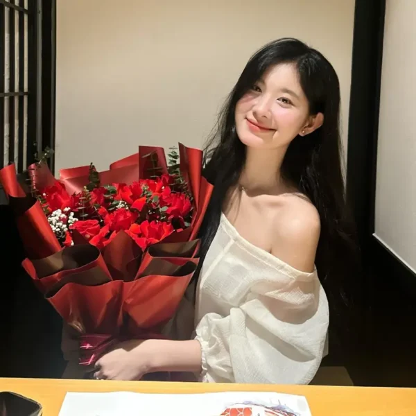 多伦多高端外围女Clover
