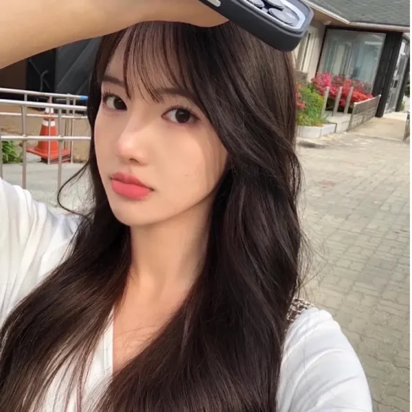 温哥华高端陪玩女Lindsey