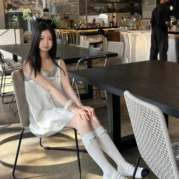 圣地亚哥高端陪玩女Karina