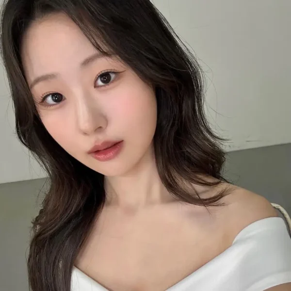 迈阿密高端陪玩女Wren