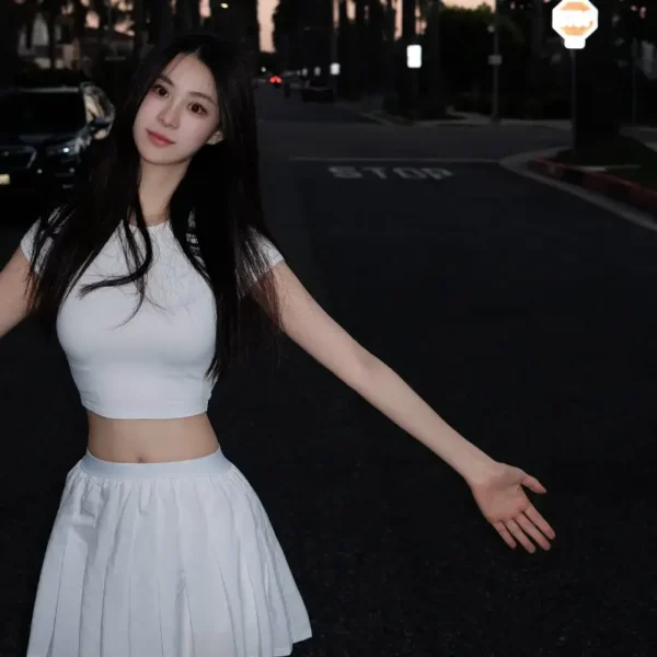 洛杉矶高端陪玩女Yara