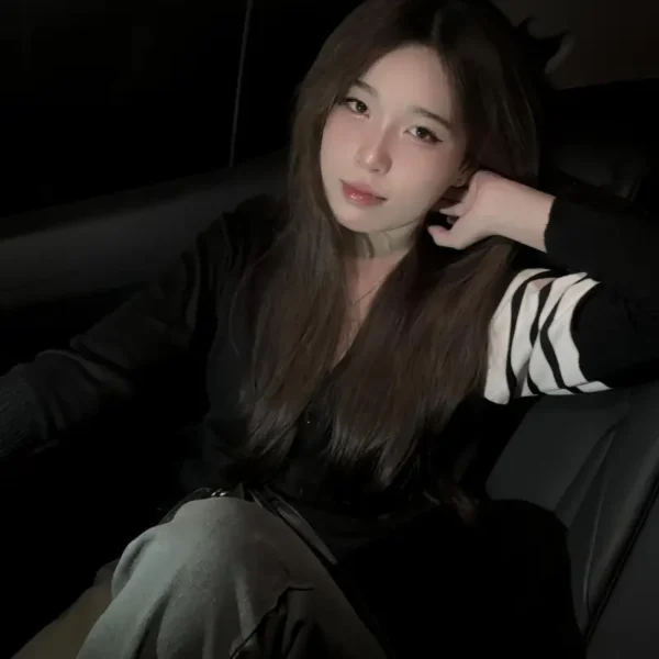 芝加哥高端约炮女Mila