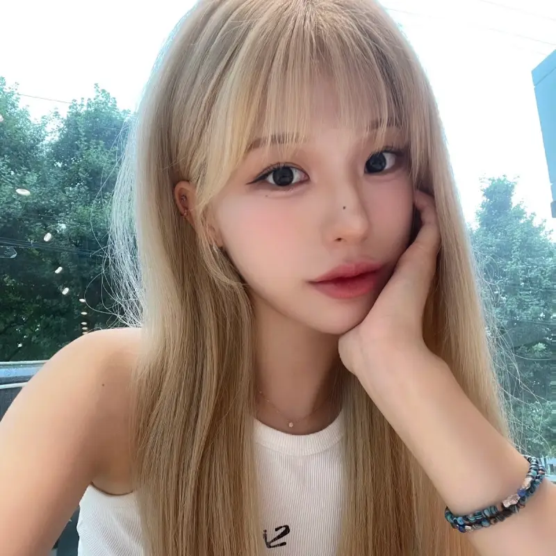 波士顿高端外围女Nina