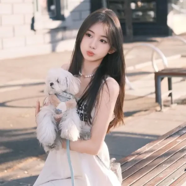 圣地亚哥高端清纯女Noelle