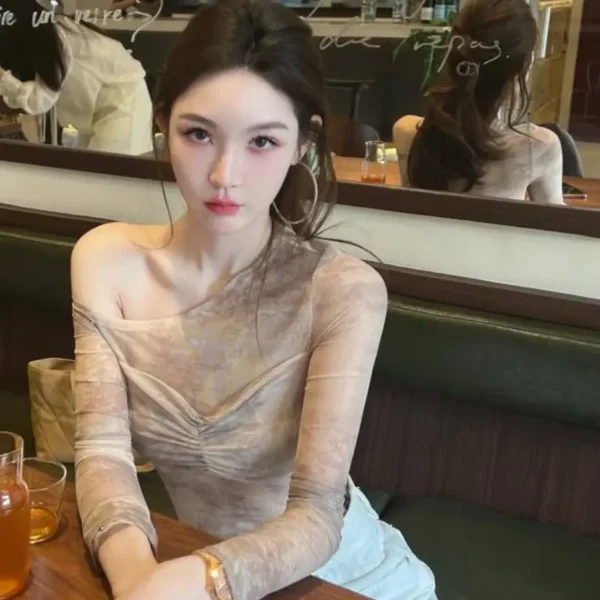 波士顿高端模特女Lila