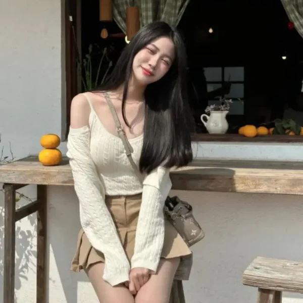洛杉矶高端包养女Reign