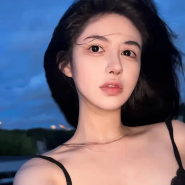 芝加哥高端包养女Icelyn