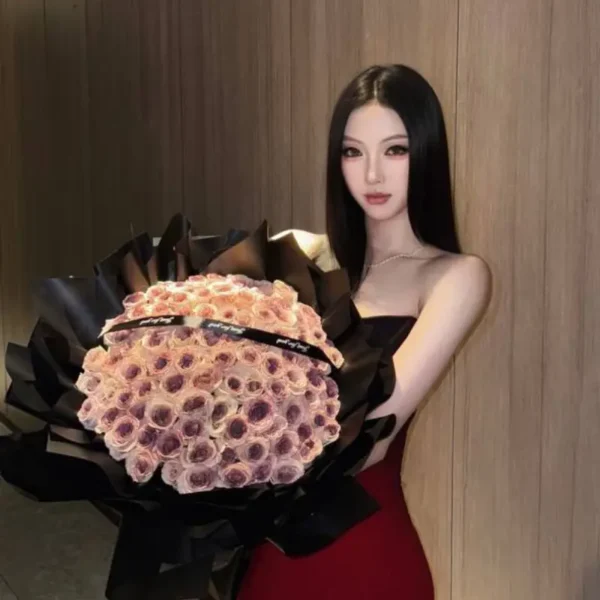 旧金山高端包养女Skyla