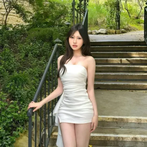 洛杉矶甜美外围Briar