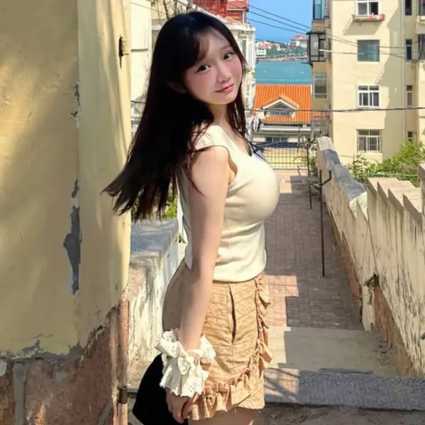 芝加哥高端伴游女Pearl