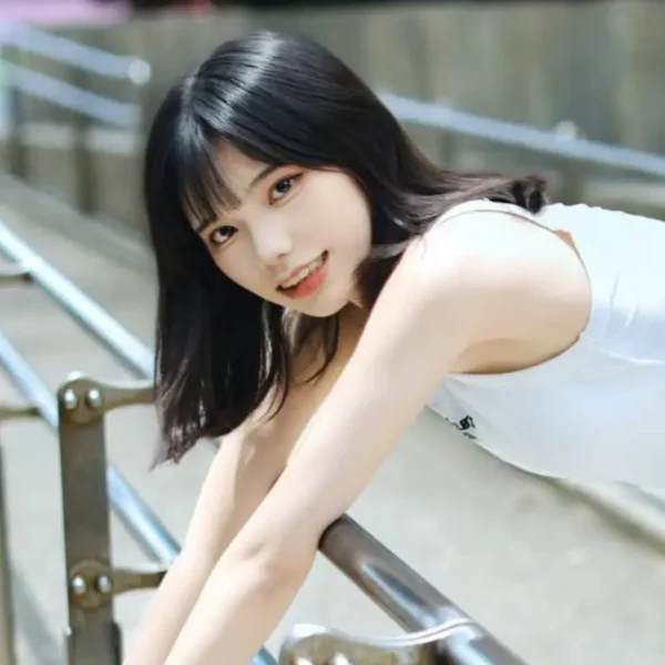 旧金山高端伴游女Emory