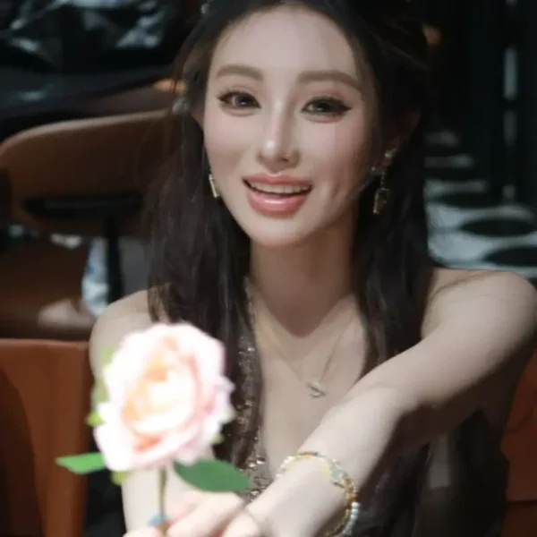 温哥华高端陪玩女Poet