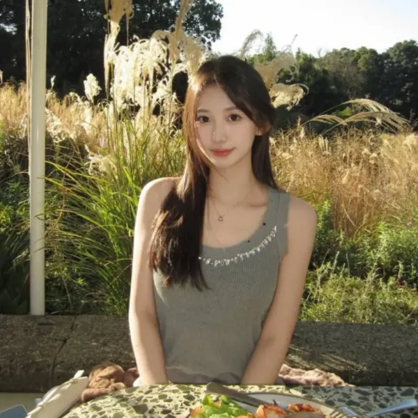 圣地亚哥高端粉嫩女Noelle