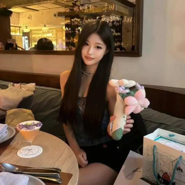 迈阿密高端甜美女Miriam