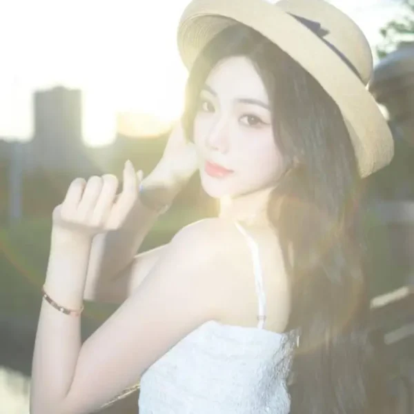 洛杉矶高端陪玩女Alina