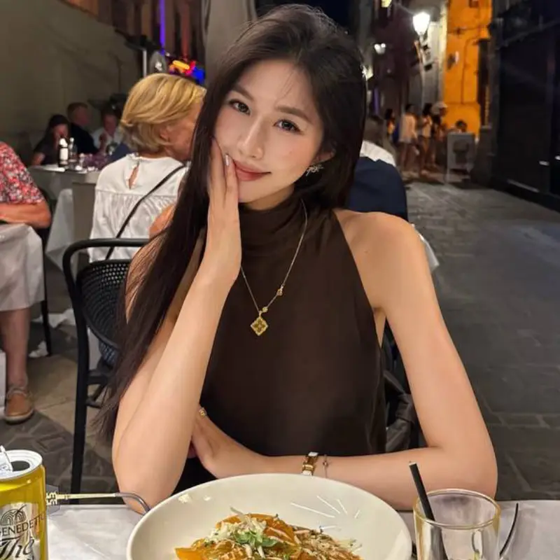 芝加哥高端外围女Reign