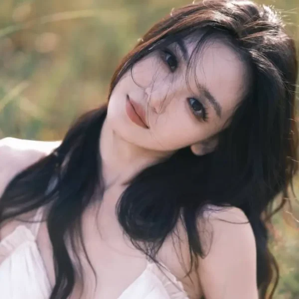 洛杉矶高端陪玩女Ryleigh
