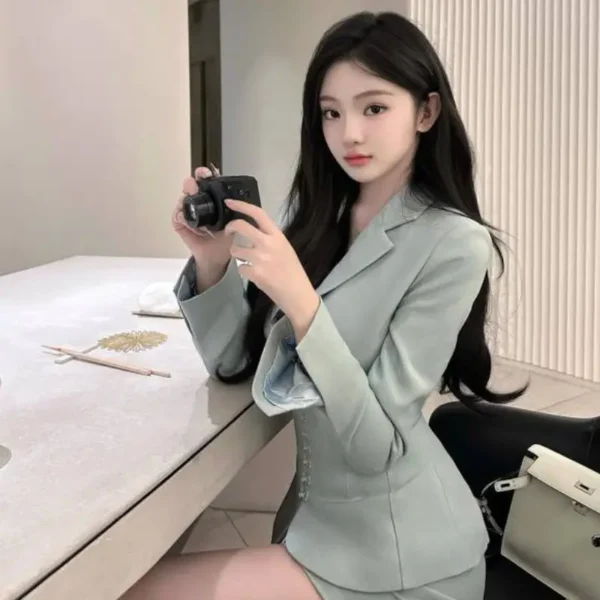 迈阿密高端包养女Sylvia