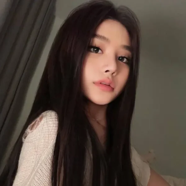 旧金山高端极品女Hailie