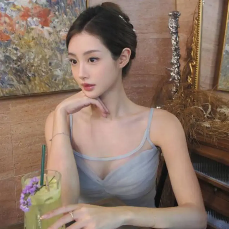 多伦多高端外围女Naiad