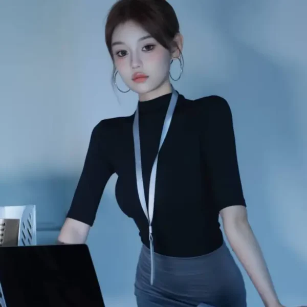 休斯顿少女外围Liz