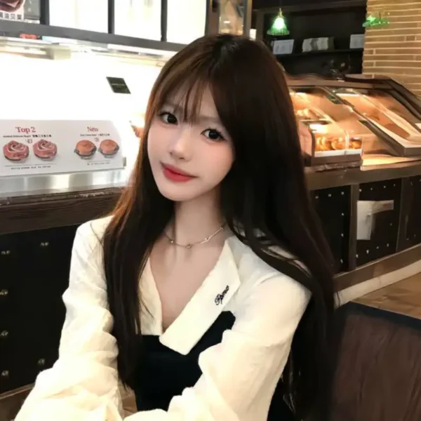 华盛顿高端包养女Evelyn