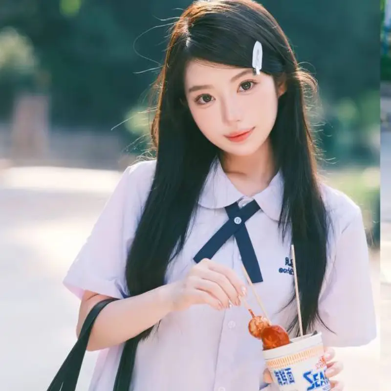 温哥华高端外围女Gwen