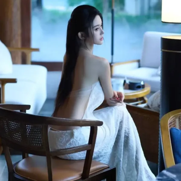 拉斯维加斯高端陪玩女Ianthe