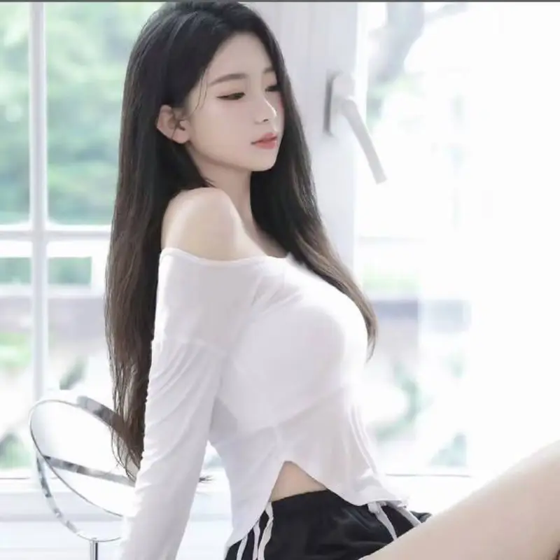 温哥华粉嫩少女外围Valeria