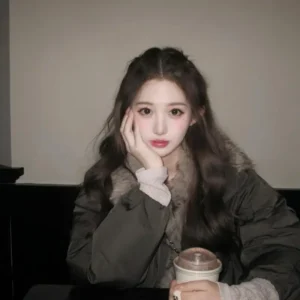 2026纽约外围预约攻略:曼哈顿/法拉盛高端伴游价格与留学生资源 2 纽约极品外围Blair