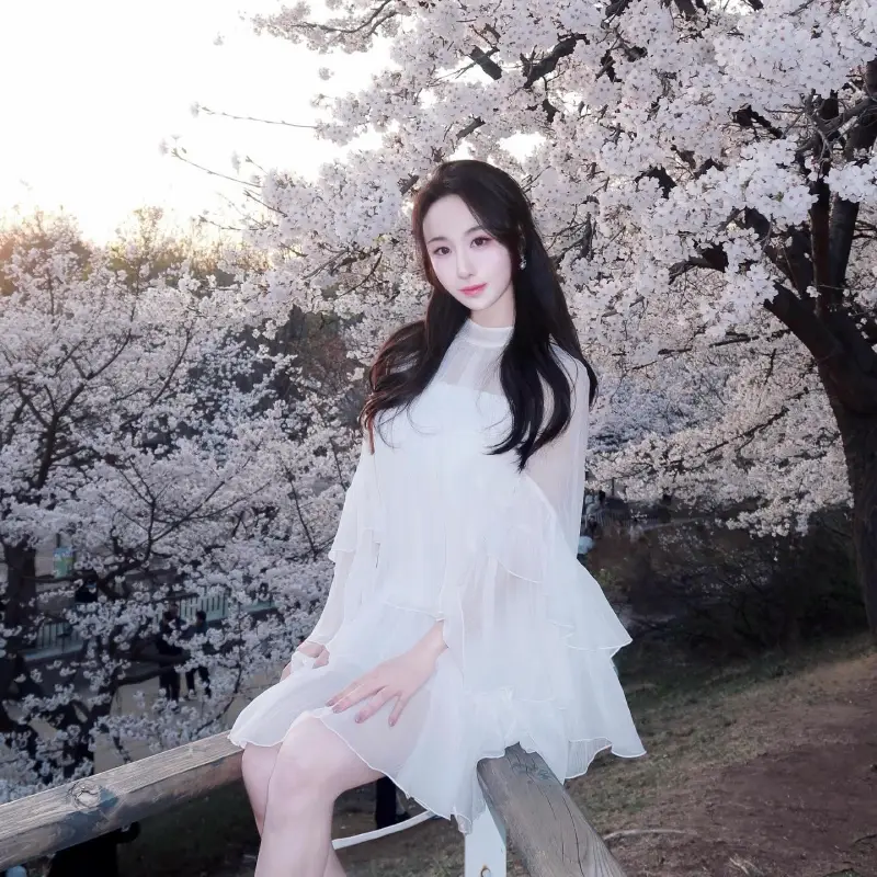 西雅图外围美女Daphne