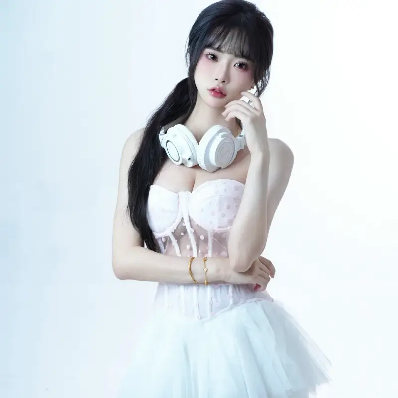 西雅图商务伴游Veronica