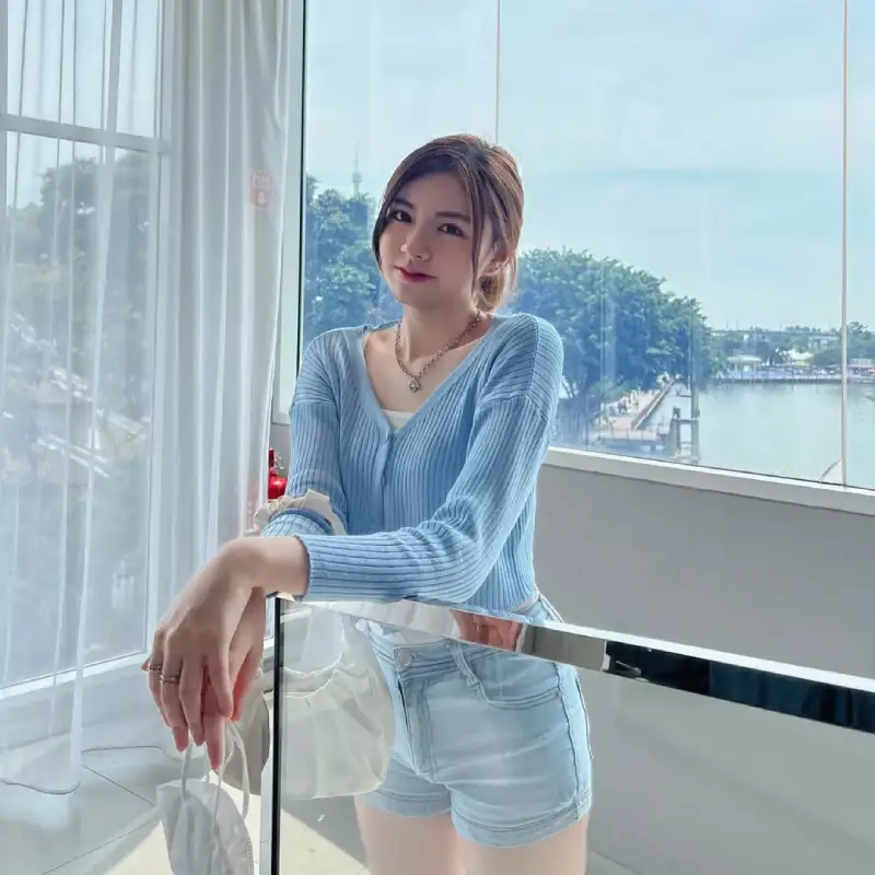 西雅图极品外围女Colette